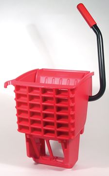 Rubbermaid Commercial FG612788RED